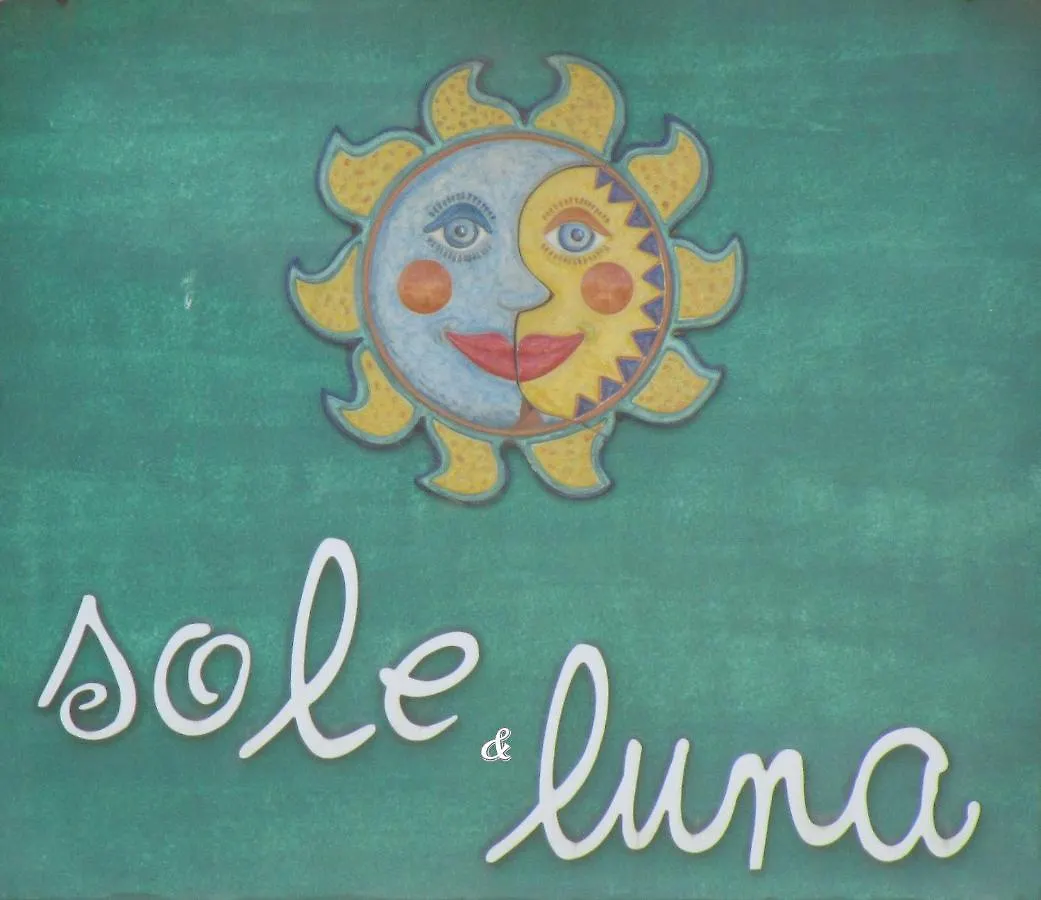 Casa Vacanze Sole & Luna Milazzo Lägenhet